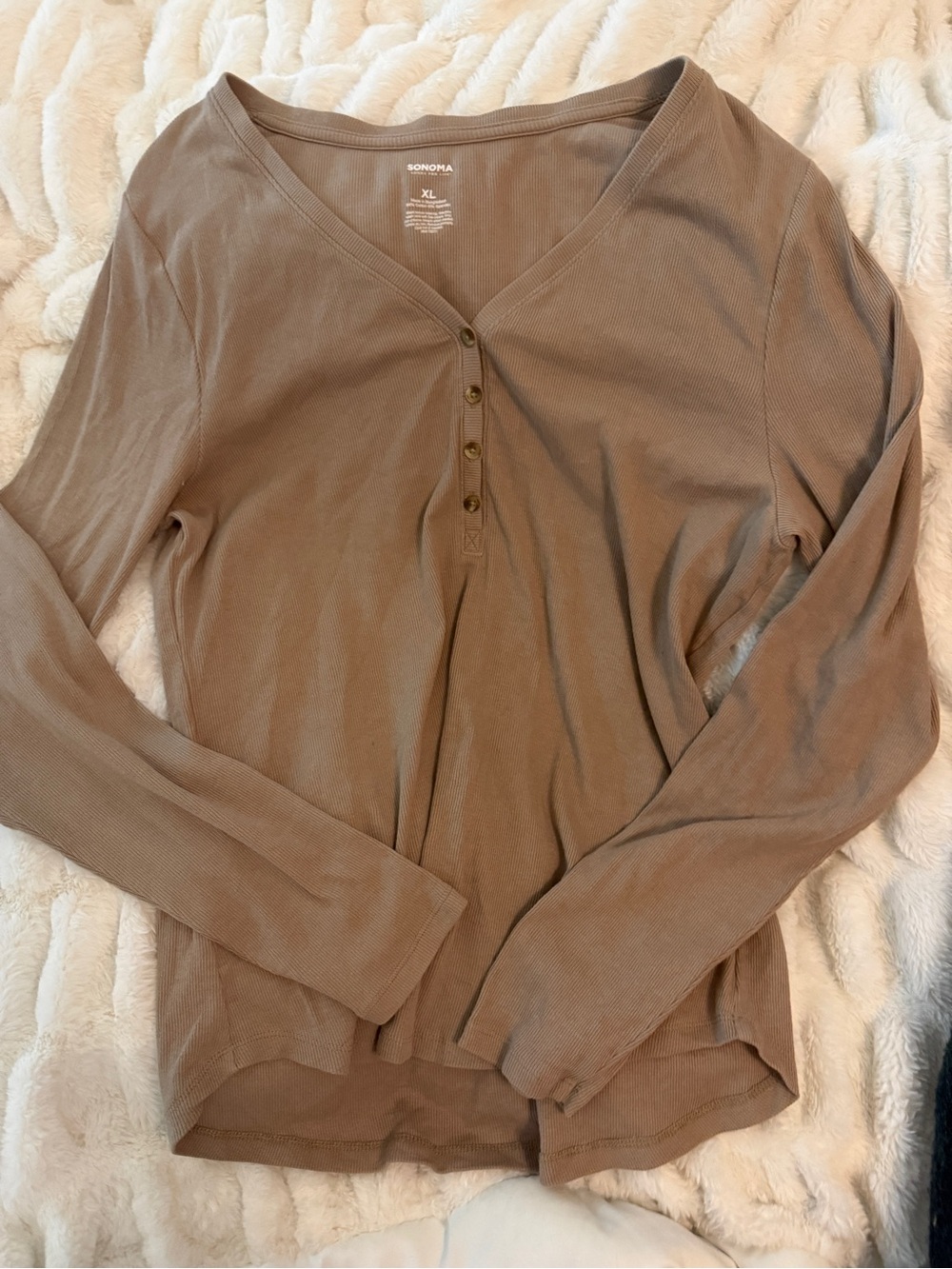 Sonoma Women's Long-Sleeve Henley Top in Taupe Brown